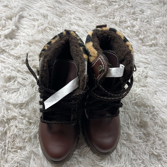 Girls Brown Leopard Print Faux Fur Combat Boots Size 3 Warm Winter Ankle Boots - Picture 9 of 9